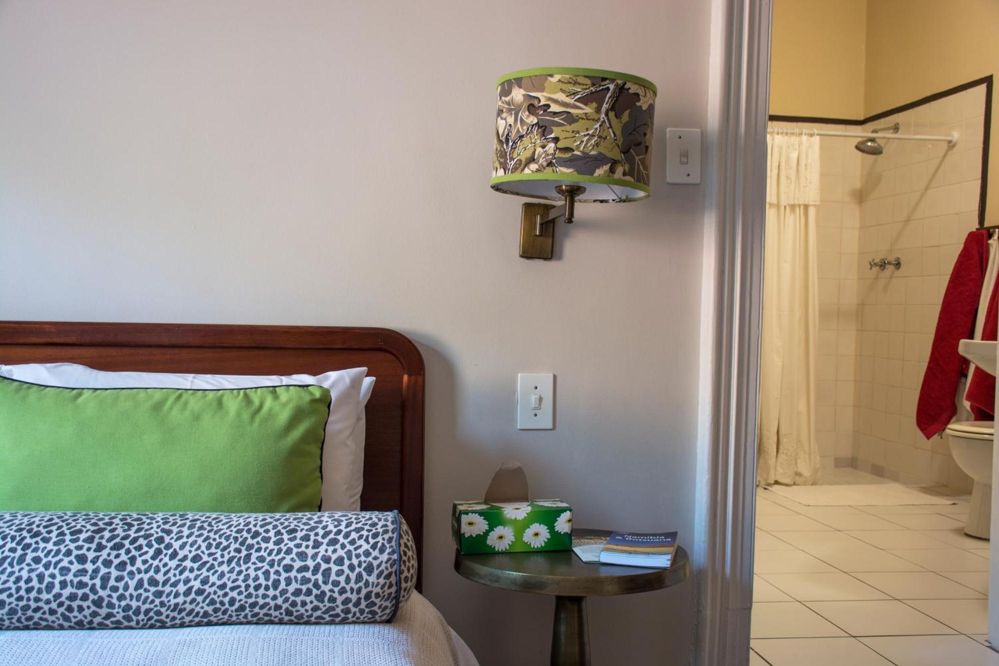 The Cape Colonial Guest House ケープタウン エクステリア 写真