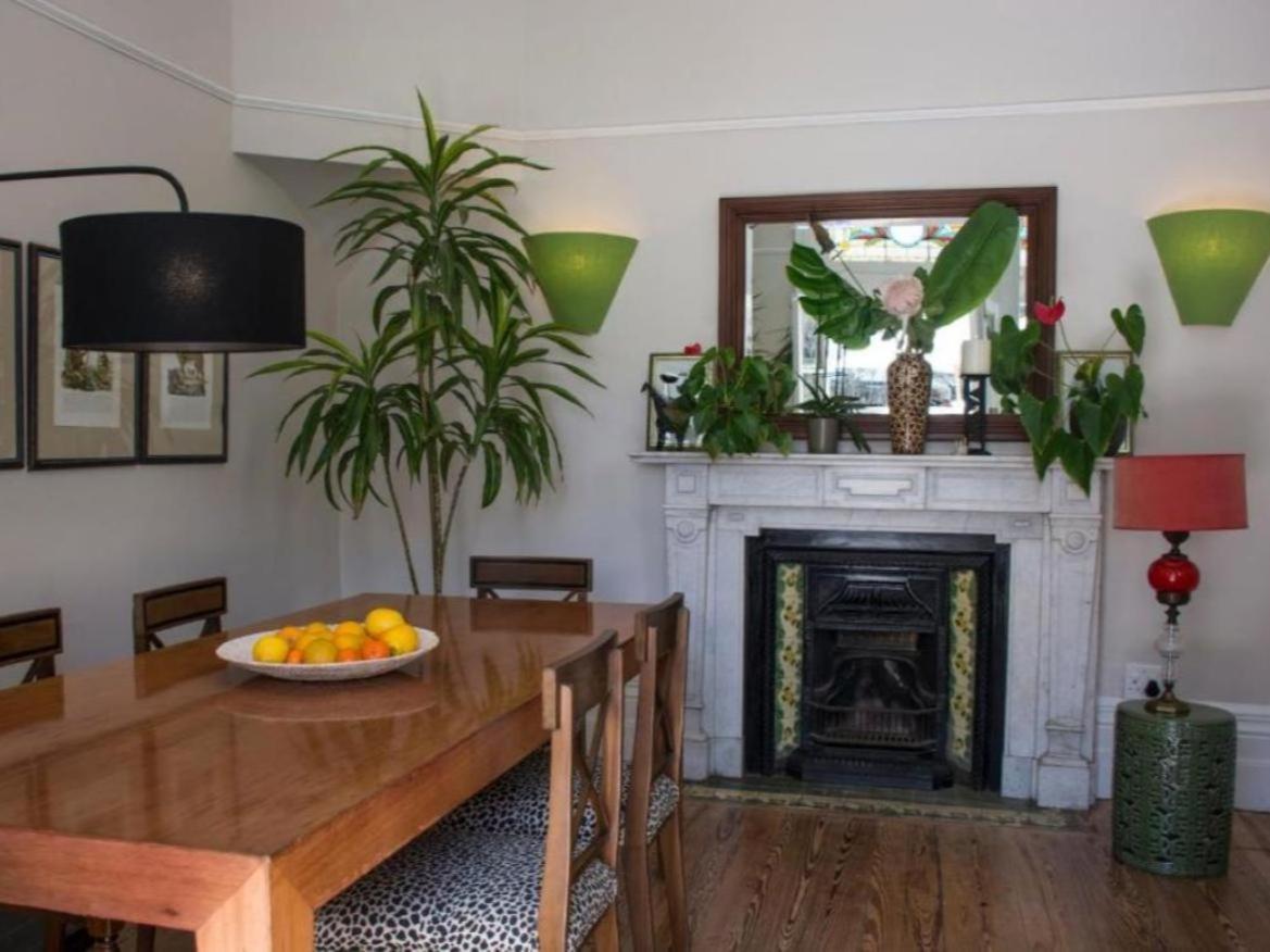 The Cape Colonial Guest House ケープタウン エクステリア 写真